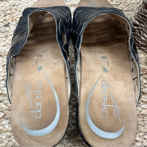 DANSKO Clarissa Daisy Floral Black Leather Slides Heels Sandals EUR 38 (7.5-8) - Picture 13 of 16